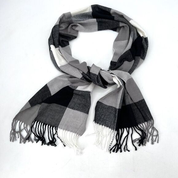 Unisex Black & Gray Checkered 100% Cashmere Fringed Scarf Made in Scotland - Picture 6 of 6